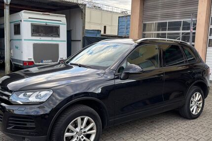 VW Touareg 215.000 km 10.990 &euro; Frankfurt am Main 65933