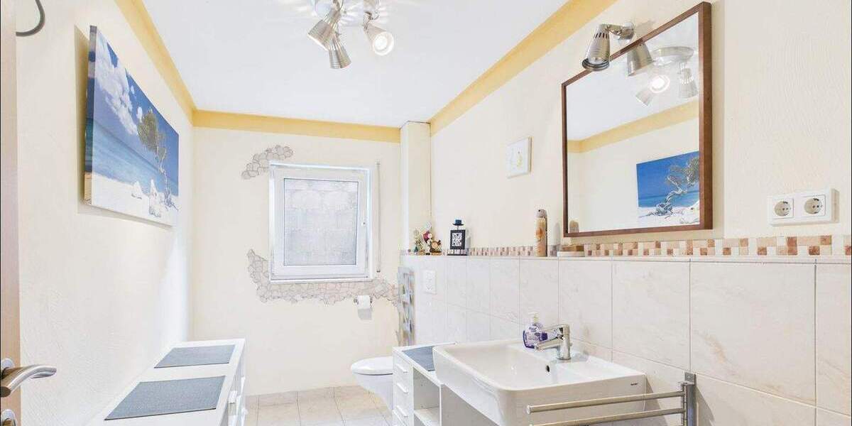 Einfamilienhaus Kahl am Main - 7 Zimmer, 270 m&sup2;, 818.000&euro; | Angebot:25705911