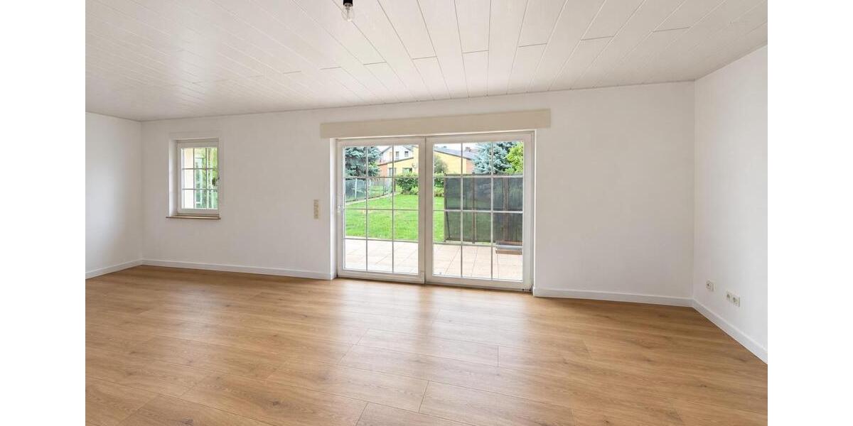 Einfamilienhaus Limeshain - 5 Zimmer, 168 m&sup2;, 2.100&euro; | Angebot:27672657