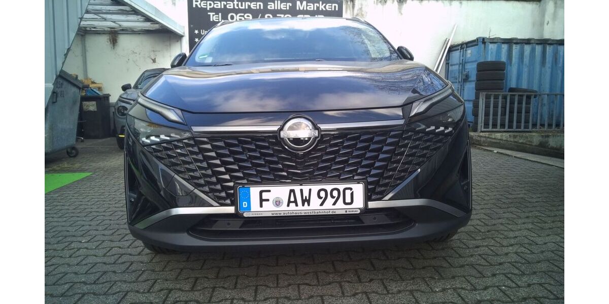 Nissan Qashqai 2.500 km 32.490 &euro; Frankfurt 60486