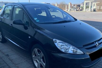 Peugeot 307 144.999 km 1.199 &euro; Eppertshausen 64859