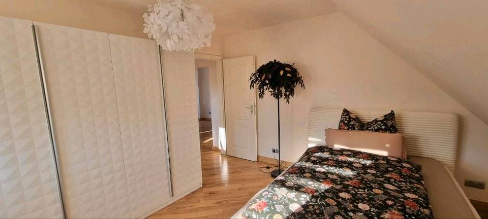 Etagenwohnung Neu-Isenburg Isenburg - 3 Zimmer, 75 m&sup2;, 1.900&euro; | Angebot:25881439