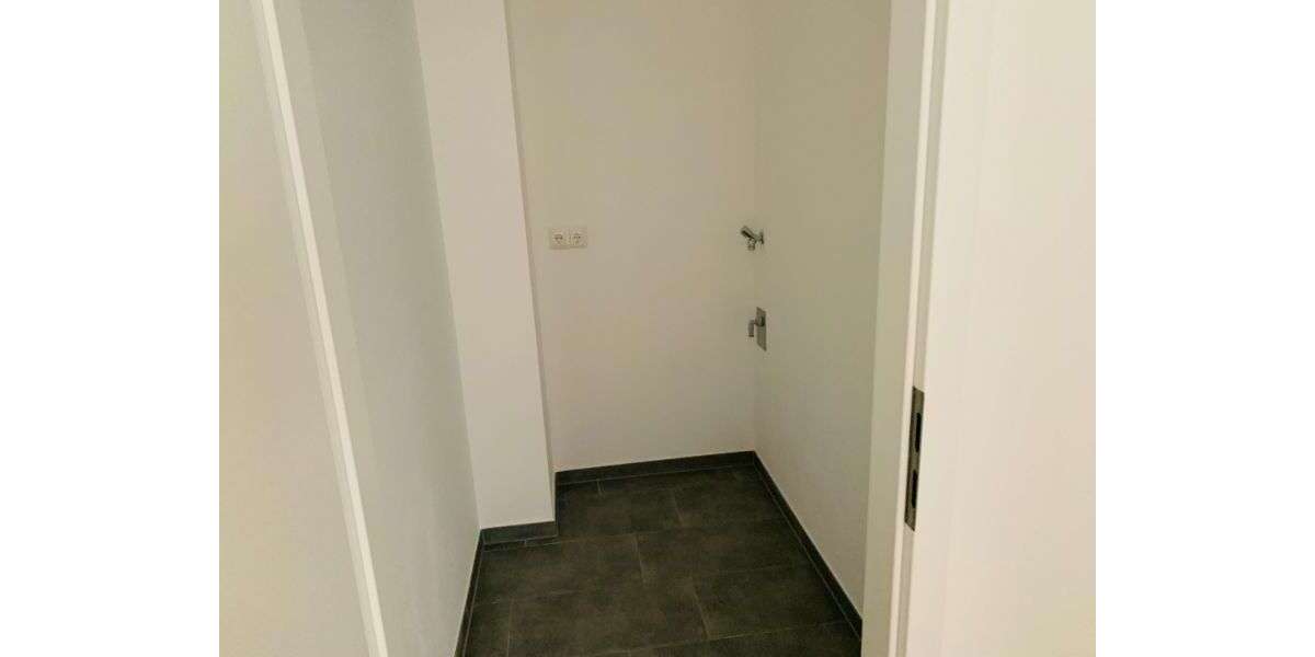 Etagenwohnung Hanau Innenstadt - 2 Zimmer, 67 m&sup2;, 845&euro; | Angebot:26982067