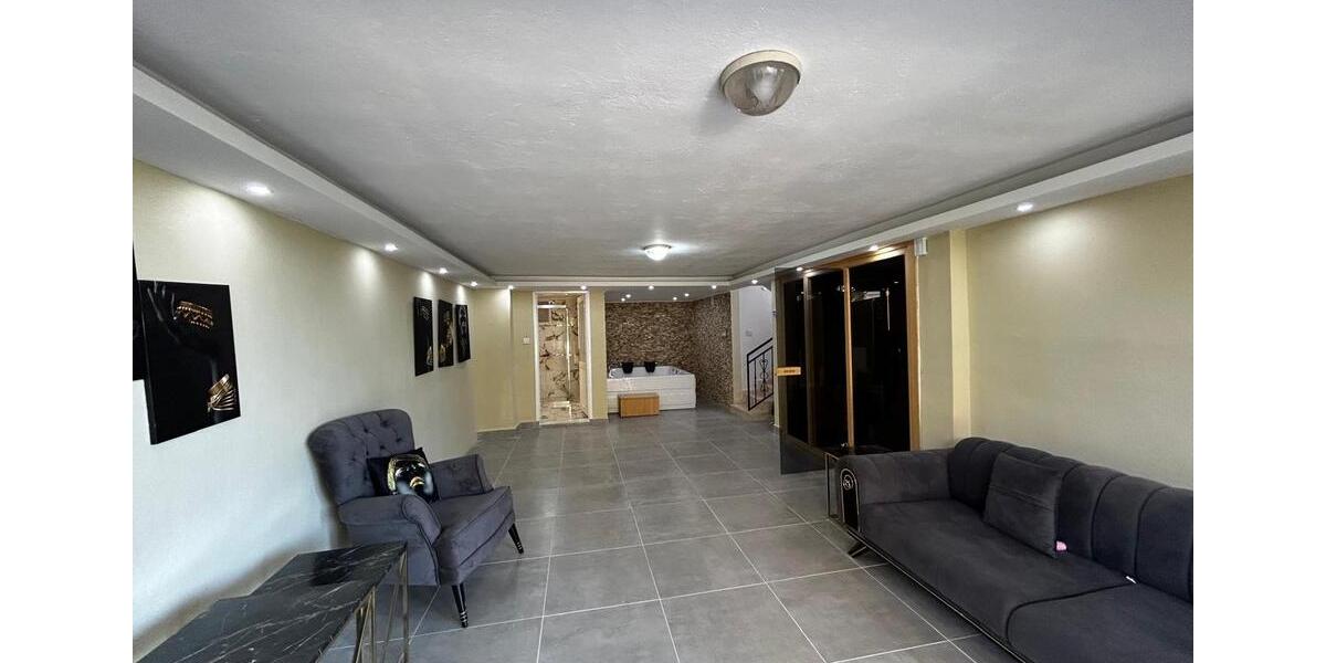 Villa Offenbach am Main Buchrain - 5 Zimmer, 300 m&sup2;, 300.000&euro; | Angebot:25903264