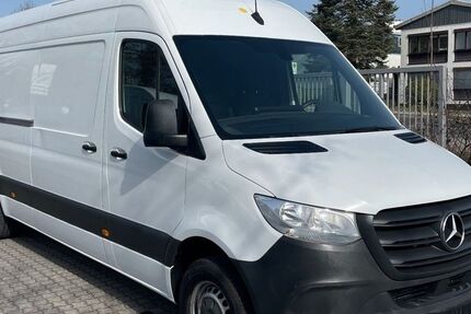 Mercedes-Benz Sprinter 127.000 km 16.980 &euro; Langen 63225