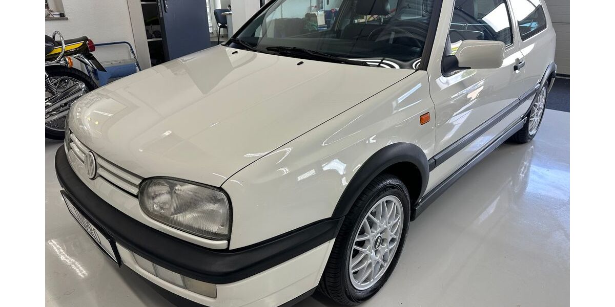 VW Golf 210.000 km 19.980 &euro; Groß Umstadt 64823