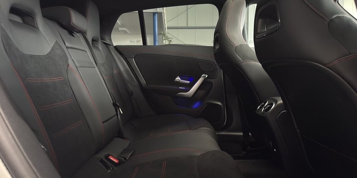 Mercedes-Benz CLA 250 Shooting Brake 4M AMG PREMIUM-PANO-NIGHT 24.401 km 38.899 &euro; Groß-Umstadt 64823