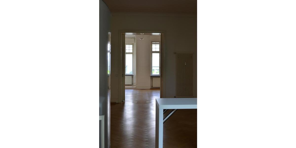 Hochparterre Frankfurt am Main Bockenheim - 3 Zimmer, 95 m&sup2;, 2.250&euro; | Angebot:25945216