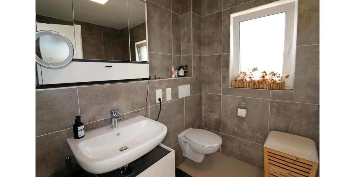 Einfamilienhaus Offenbach am Main Buchrain - 5 Zimmer, 161 m&sup2;, 2.500&euro; | Angebot:25419523