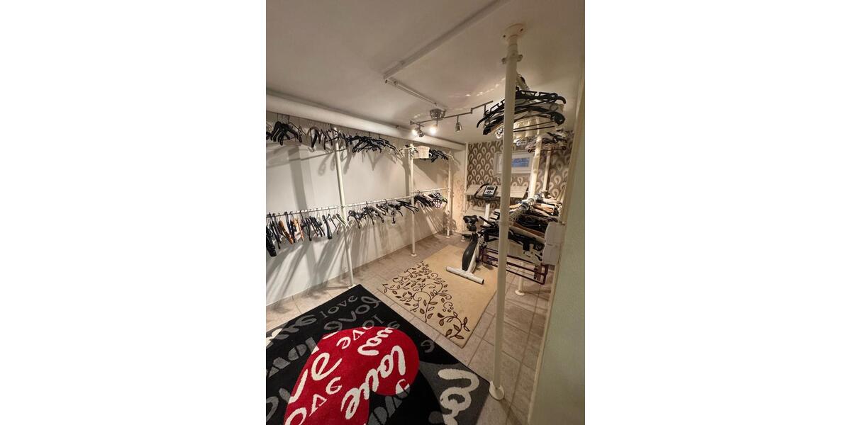 Reihenhaus Frankfurt am Main Sachsenhausen Süd - 5 Zimmer, 110 m&sup2;, 225.000&euro; | Angebot:25987425