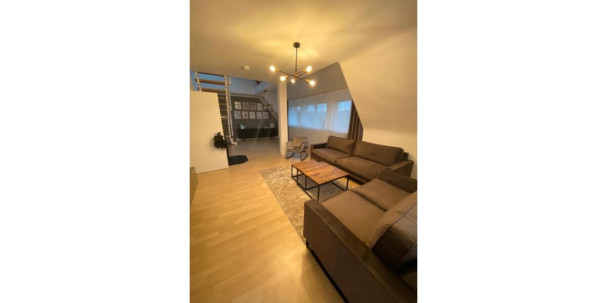 Maisonettenwohnung Gelnhausen - 3 Zimmer, 83 m&sup2;, 900&euro; | Angebot:25144545