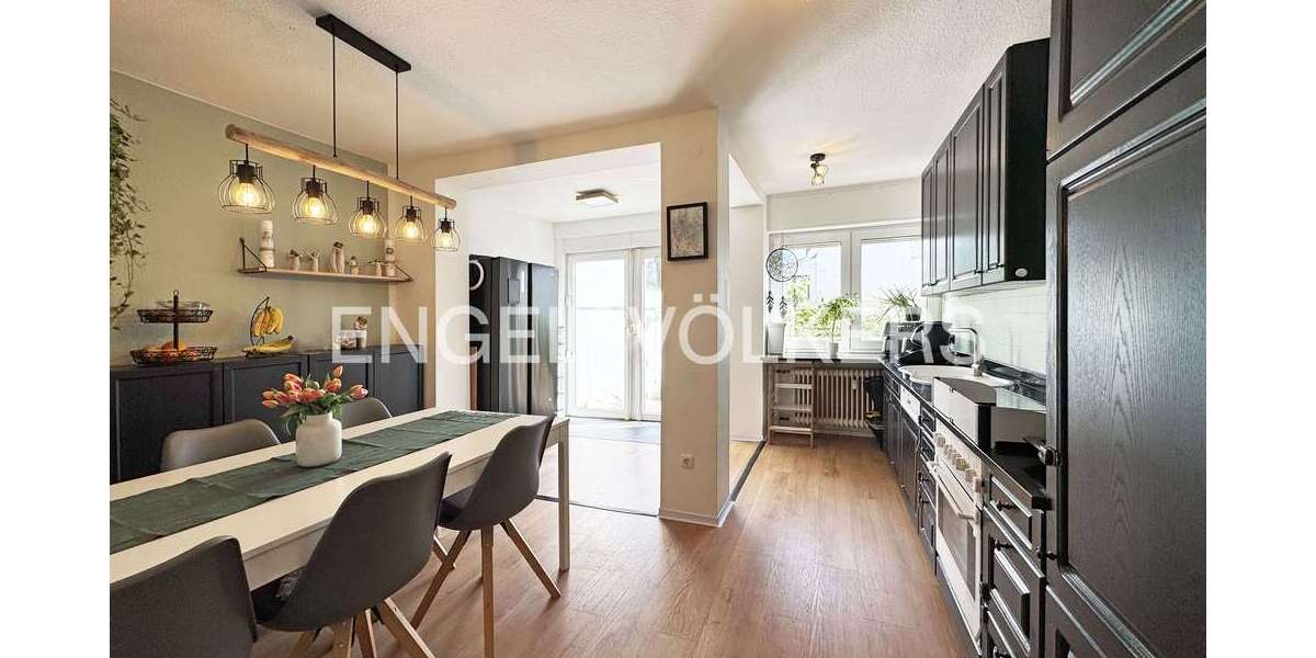 Etagenwohnung Friedberg (Hessen) - 3 Zimmer, 84 m&sup2;, 325.000&euro; | Angebot:27581716