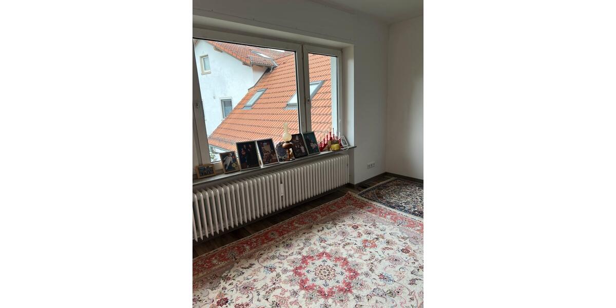 Etagenwohnung Aschaffenburg Damm - 4 Zimmer, 96 m&sup2;, 1.200&euro; | Angebot:26480069