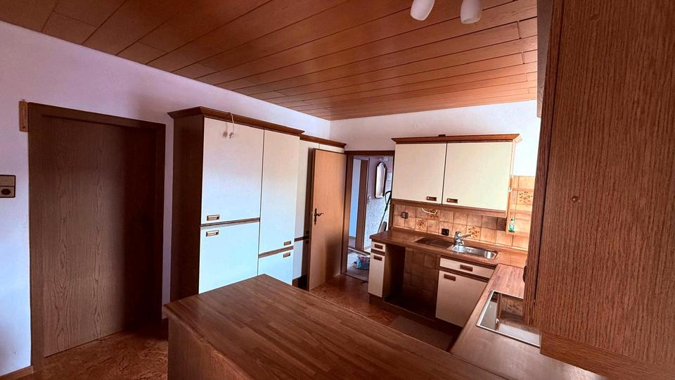 Etagenwohnung Bruchköbel - 6 Zimmer, 125 m&sup2;, 1.750&euro; | Angebot:24814959