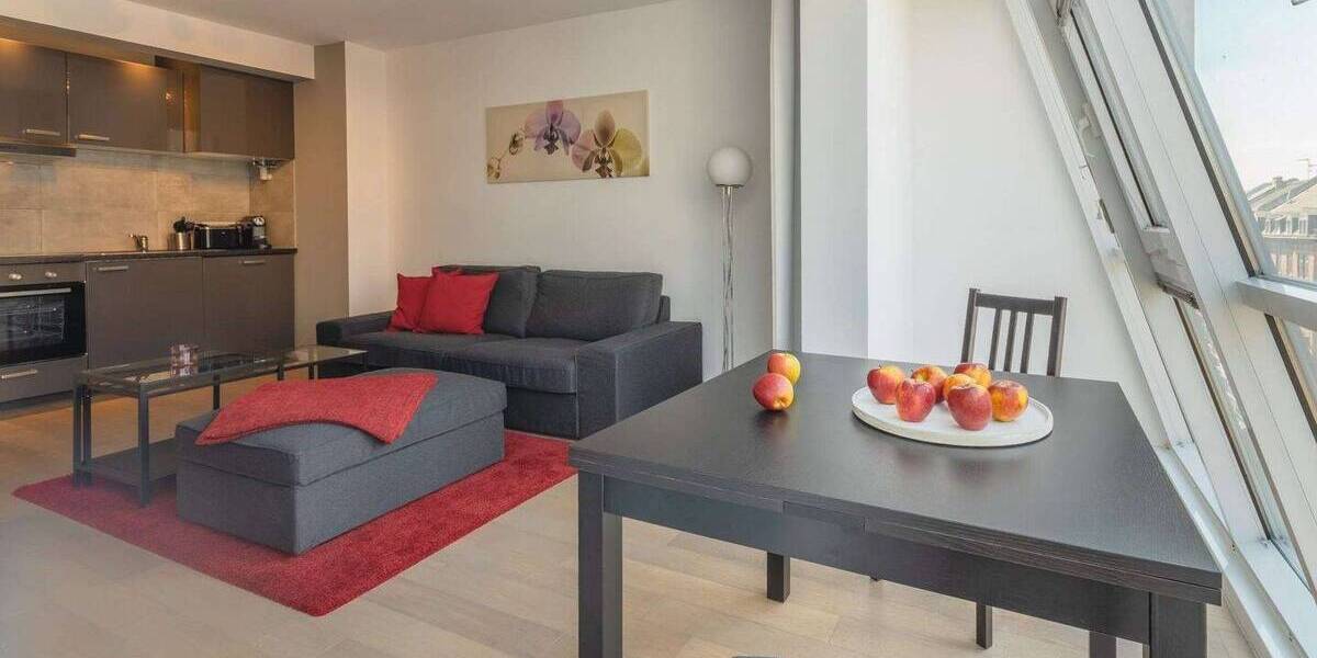 Etagenwohnung Frankfurt am Main Bahnhofsviertel - 2 Zimmer, 55 m&sup2;, 1.695&euro; | Angebot:25726225