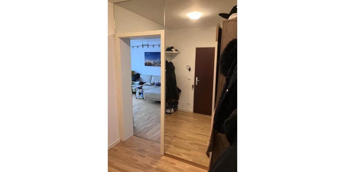 Etagenwohnung Frankfurt am Main Nord-Ost - 3 Zimmer, 82 m&sup2;, 1.200&euro; | Angebot:25632932