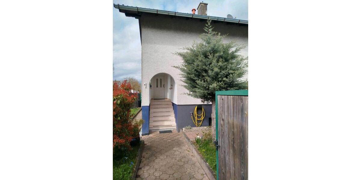 Dachgeschoßwohnung Reichelsheim (Wetterau) - 4 Zimmer, 85 m&sup2;, 950&euro; | Angebot:26036046