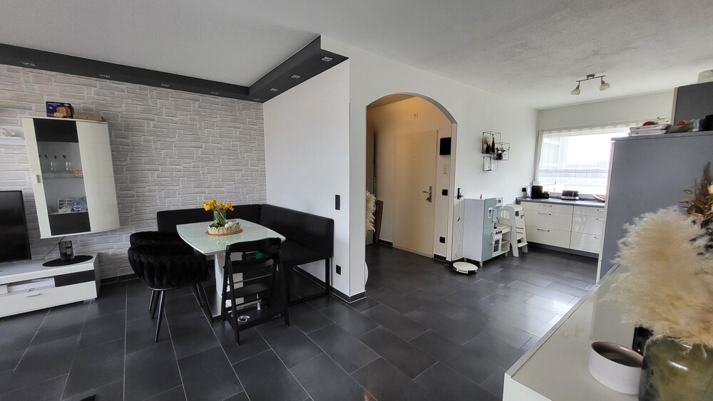 Verkaufsstart! Modern sanierte 3 Zimmer-ETW in Ruhe und Blicklage - Etagenwohnung Bruchköbel | Angebot:25972173