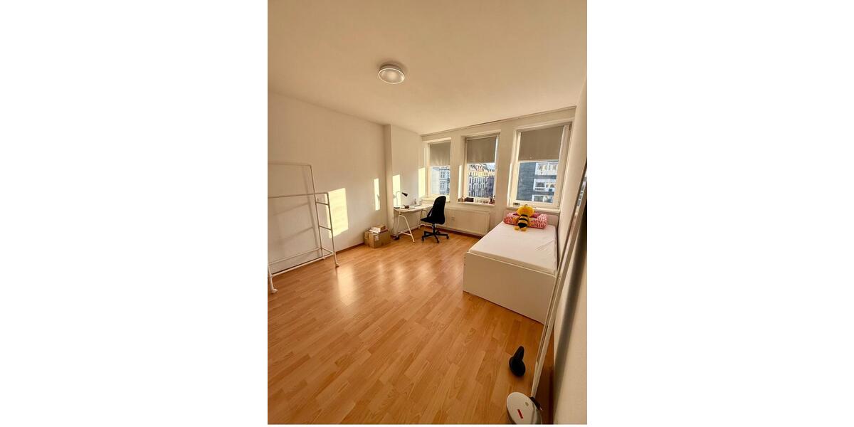 Etagenwohnung Frankfurt am Main - 1 Zimmer, 18 m&sup2;, 680&euro; | Angebot:25934596