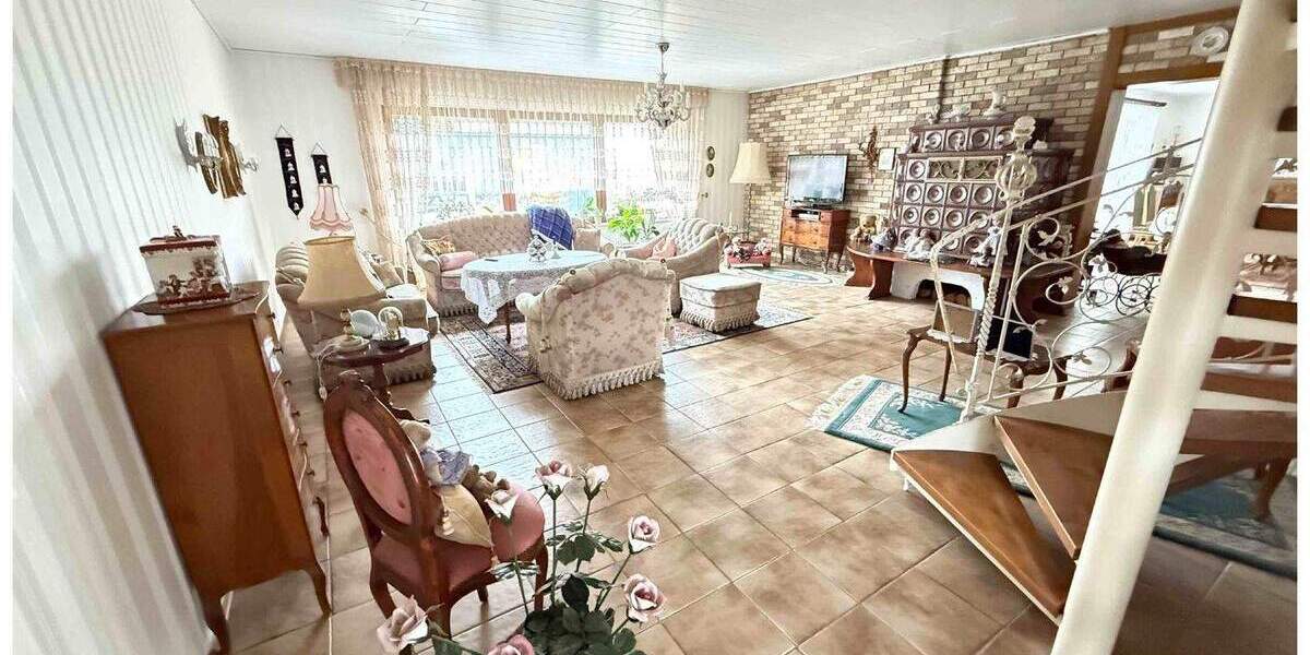 Mehrfamilienhaus, Wohnhaus Aschaffenburg Leider - 7 Zimmer, 296 m&sup2;, 1.450.000&euro; | Angebot:25681419