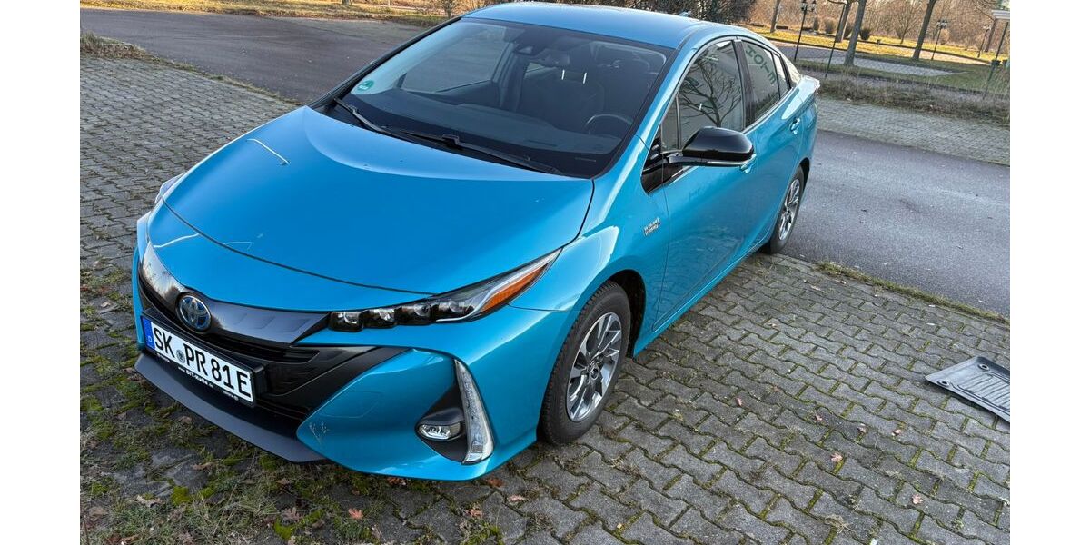 Toyota Prius 41.500 km 22.300 &euro; Oberursel 61440