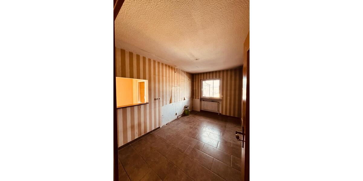 Einfamilienhaus Büdingen - 8 Zimmer, 178 m&sup2;, 409.000&euro; | Angebot:26008707