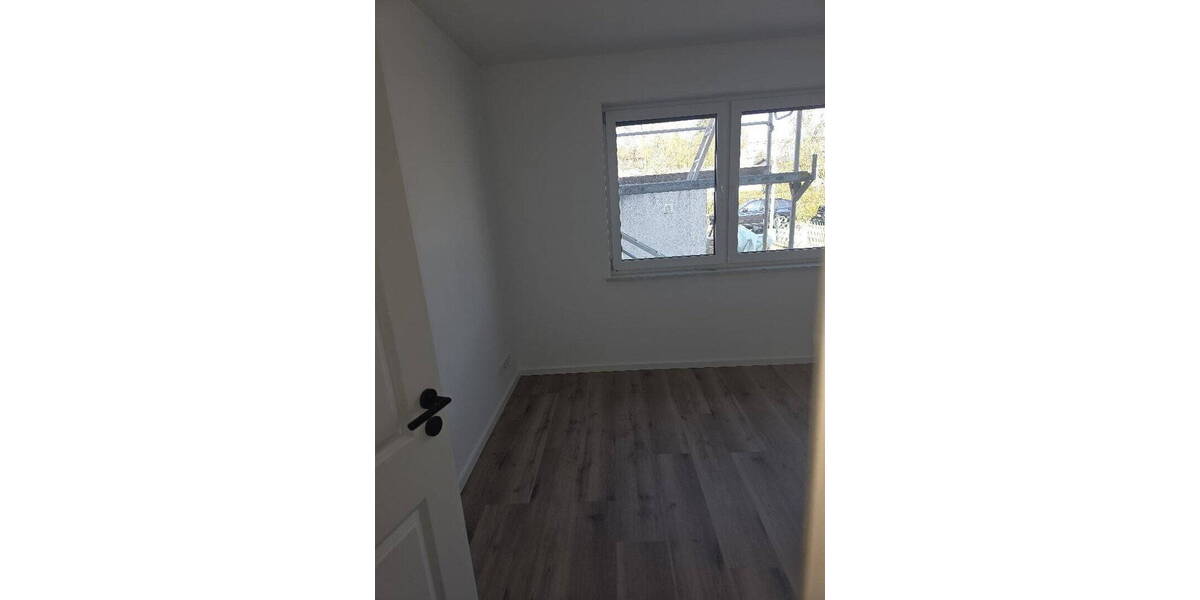 Etagenwohnung Eschborn - 5 Zimmer, 133 m&sup2;, 1.850&euro; | Angebot:26804274