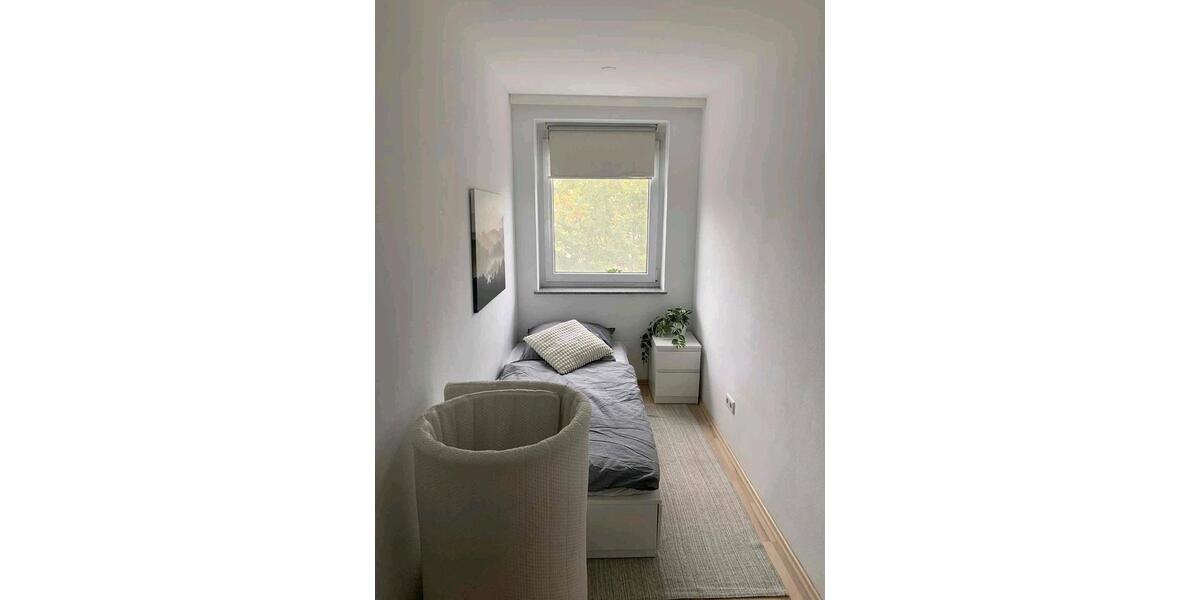Etagenwohnung Frankfurt am Main Niederrad - 1 Zimmer, 10 m&sup2;, 550&euro; | Angebot:26007446