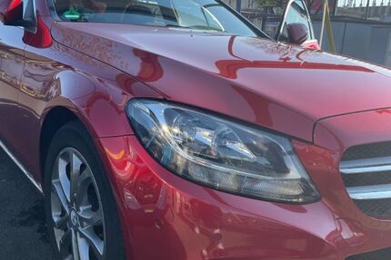 Mercedes-Benz C 220 203.000 km 14.000 &euro; Frankfurt am Main 65933