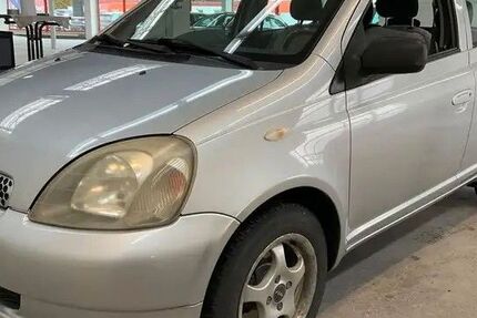 Toyota Yaris 168.500 km 1.600 &euro; Frankfurt 65933