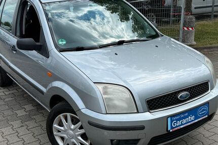 Ford Fusion 163.141 km 2.750 &euro; Offenbach 63071