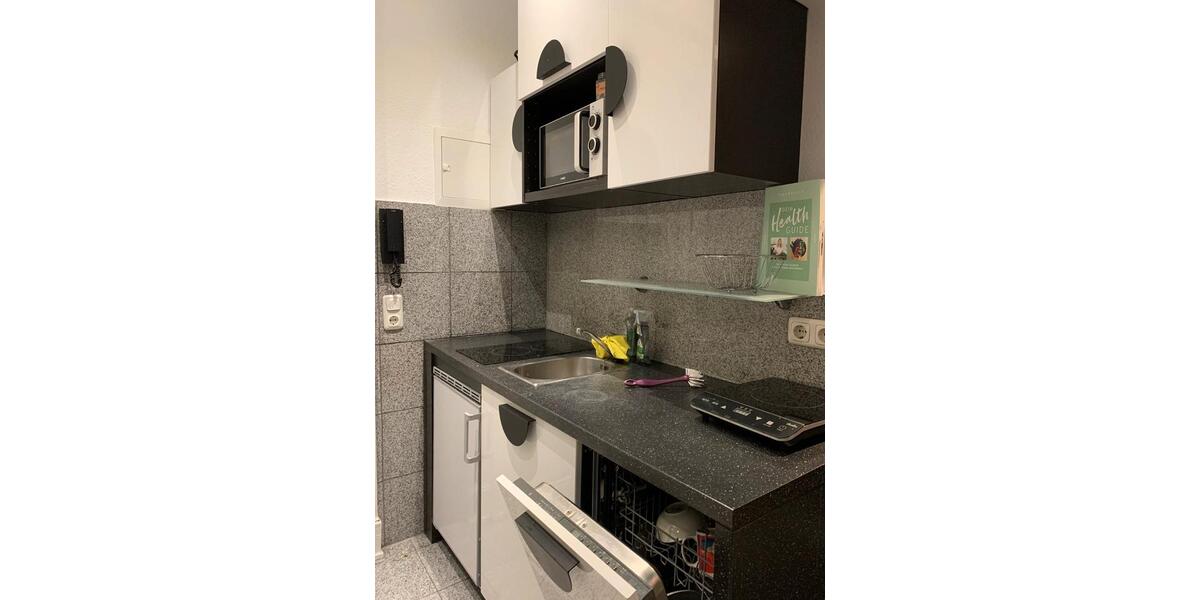 Etagenwohnung Frankfurt am Main Westend Süd - 1 Zimmer, 20 m&sup2;, 990&euro; | Angebot:25989596