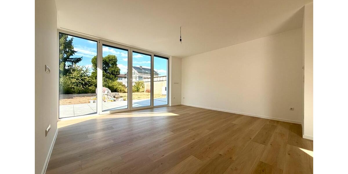 Doppelhaushälfte Reichelsheim (Wetterau) - 5.5 Zimmer, 180 m&sup2;, 2.270&euro; | Angebot:27618243