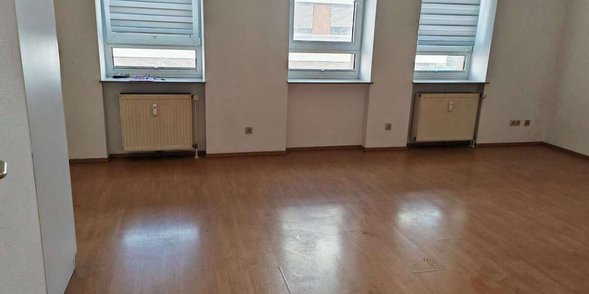 Etagenwohnung Frankfurt am Main - Rödelheim Rödelheim - 2 Zimmer, 70 m&sup2;, 990&euro; | Angebot:26940266