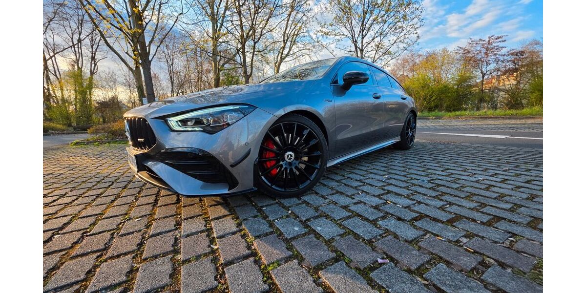 Mercedes-Benz CLA 35 AMG Shooting Brake 29.964 km 52.400 &euro; Rödermark 63322