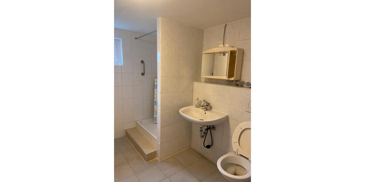 Etagenwohnung Bruchköbel - 4 Zimmer, 100 m&sup2;, 1.100&euro; | Angebot:25148131