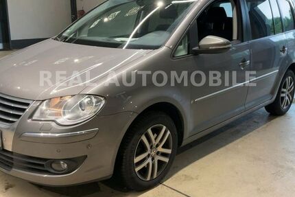VW Touran 158.000 km 6.499 &euro; Frankfurt am Main 65933