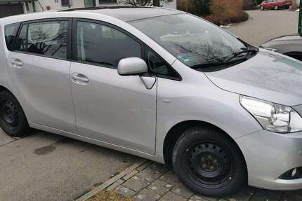 Toyota Verso 173.250 km 4.250 &euro; Frankfurt am Main, Stadt 60326