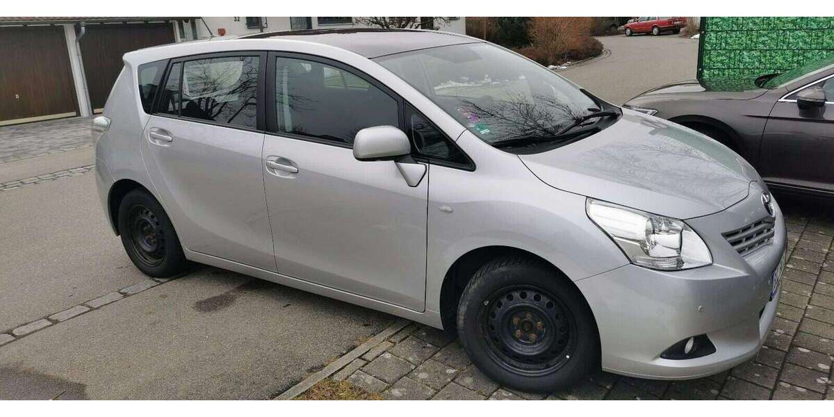 Toyota Verso 173.250 km 4.250 &euro; Frankfurt am Main, Stadt 60326