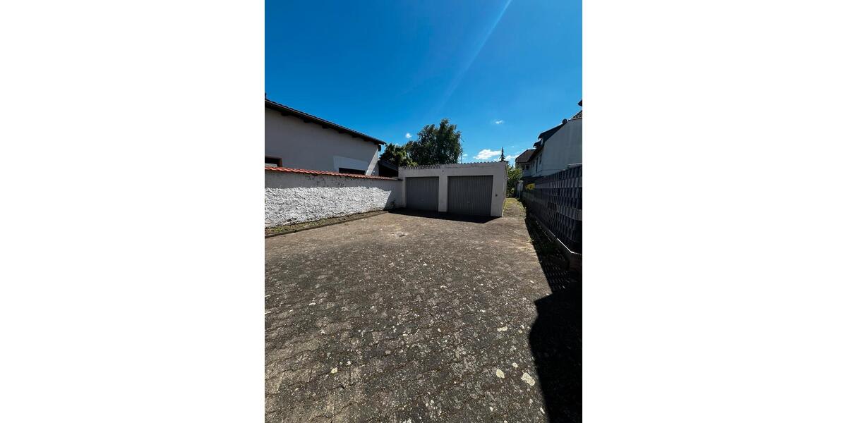 Einfamilienhaus Münster (Hessen) - 10 Zimmer, 195 m&sup2;, 2.175&euro; | Angebot:21530701