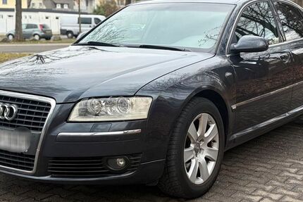 Audi A8 330.000 km 4.500 &euro; Schöneck 61137