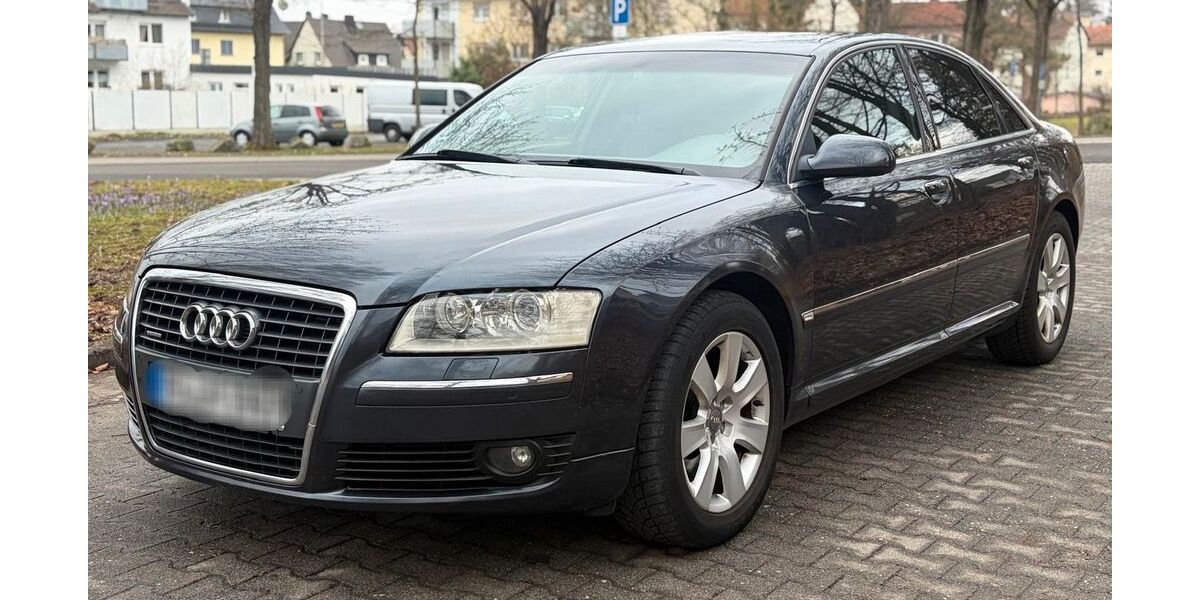 Audi A8 330.000 km 4.999 &euro; Schöneck 61137