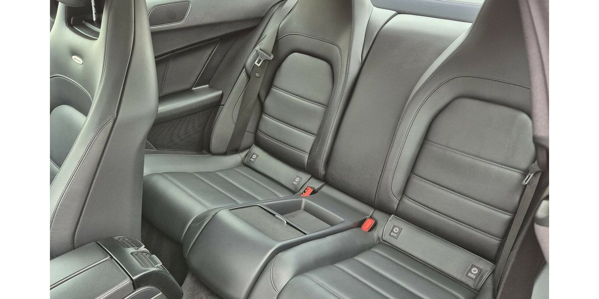 Mercedes-Benz C 63 AMG Coupe Edition 507 Panoramadach 138.000 km 57.900 &euro; Rodgau 63110