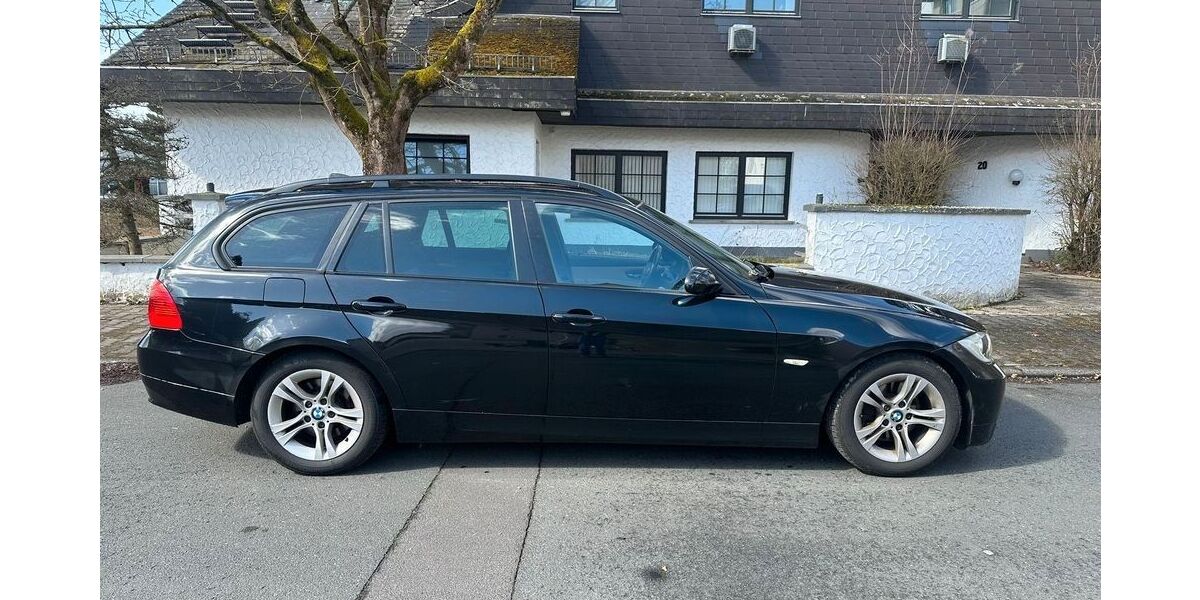 BMW 320 184.000 km 4.500 &euro; friedrichsdorf 61381