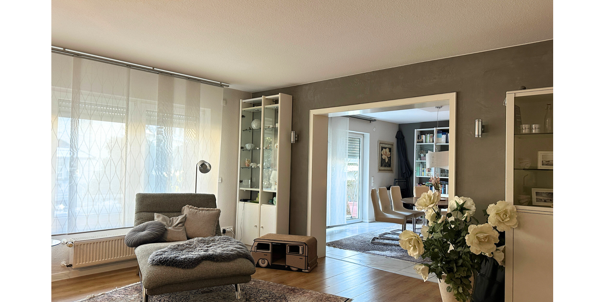 Etagenwohnung Dreieich - 3.5 Zimmer, 113 m&sup2;, 1.570&euro; | Angebot:25290805