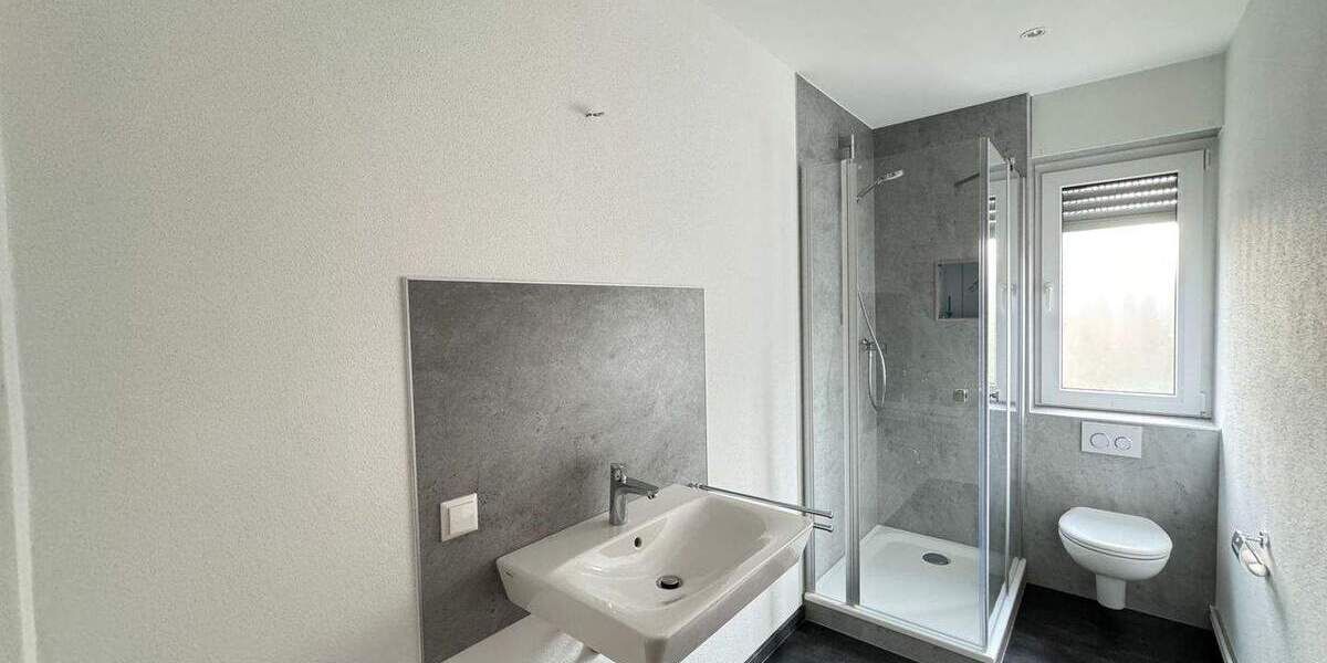 Etagenwohnung Frankfurt am Main Ostend - 3 Zimmer, 100 m&sup2;, 598.000&euro; | Angebot:25657111