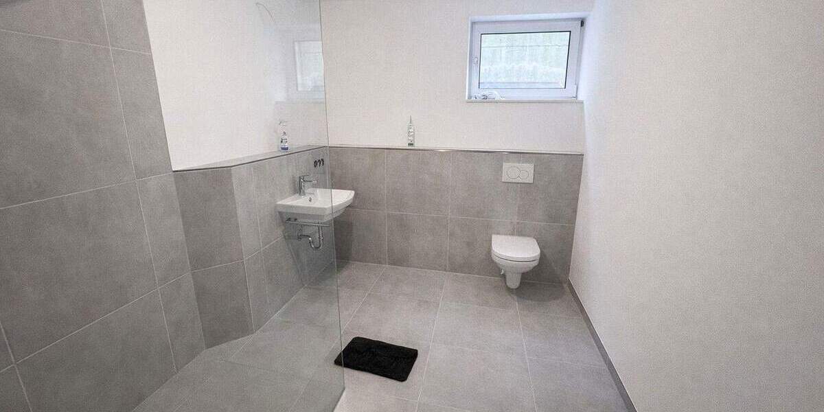 Terrassenwohnung Friedrichsdorf - 3 Zimmer, 124 m&sup2;, 1.580&euro; | Angebot:25787249