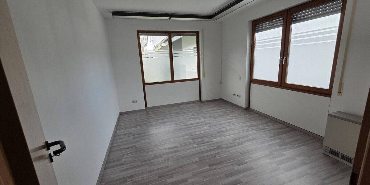 Gewerbeobjekt Schöneck Büdesheim - 730&euro; | Angebot:26809433