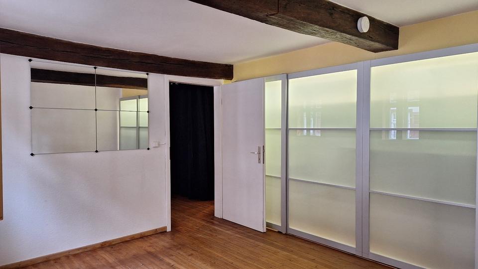 Erdgeschoßwohnung Rosbach vor der Höhe - 2.5 Zimmer, 90 m&sup2;, 750&euro; | Angebot:25975697