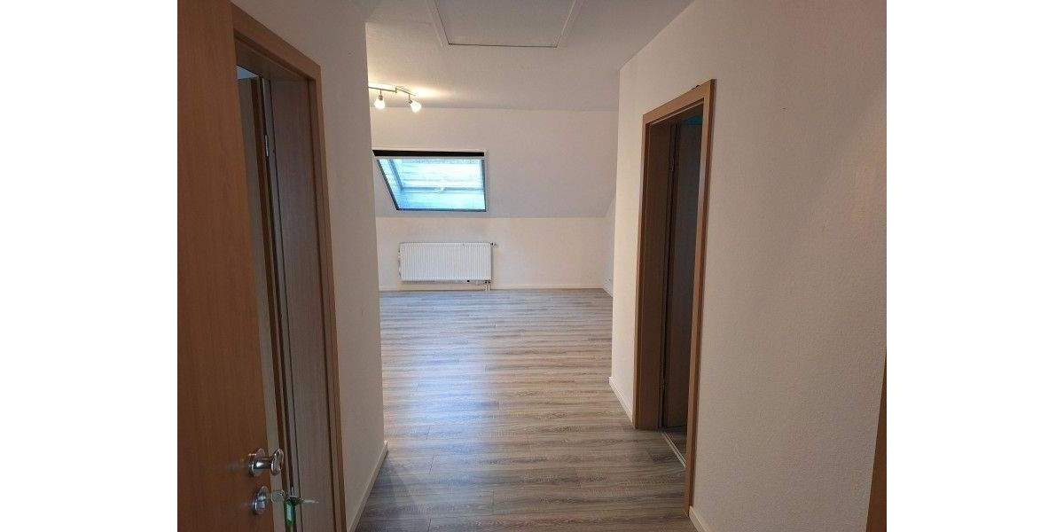 Etagenwohnung Bad Vilbel - 3 Zimmer, 83 m&sup2;, 1.060&euro; | Angebot:25746321